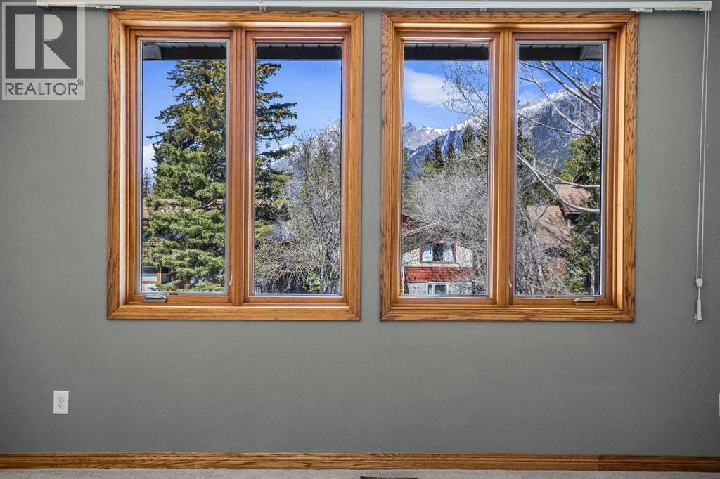 933 15th Street, Canmore, Alberta  T1W 1X2 - Photo 28 - A2290110