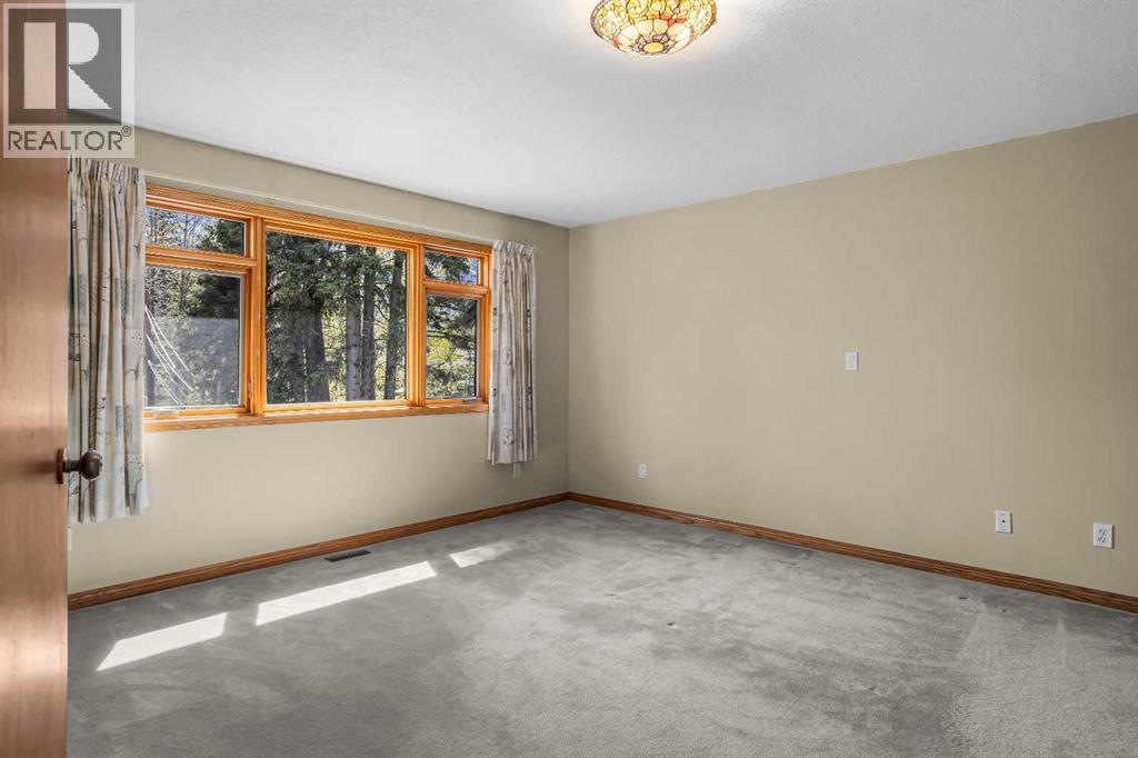 933 15th Street, Canmore, Alberta  T1W 1X2 - Photo 31 - A2290110