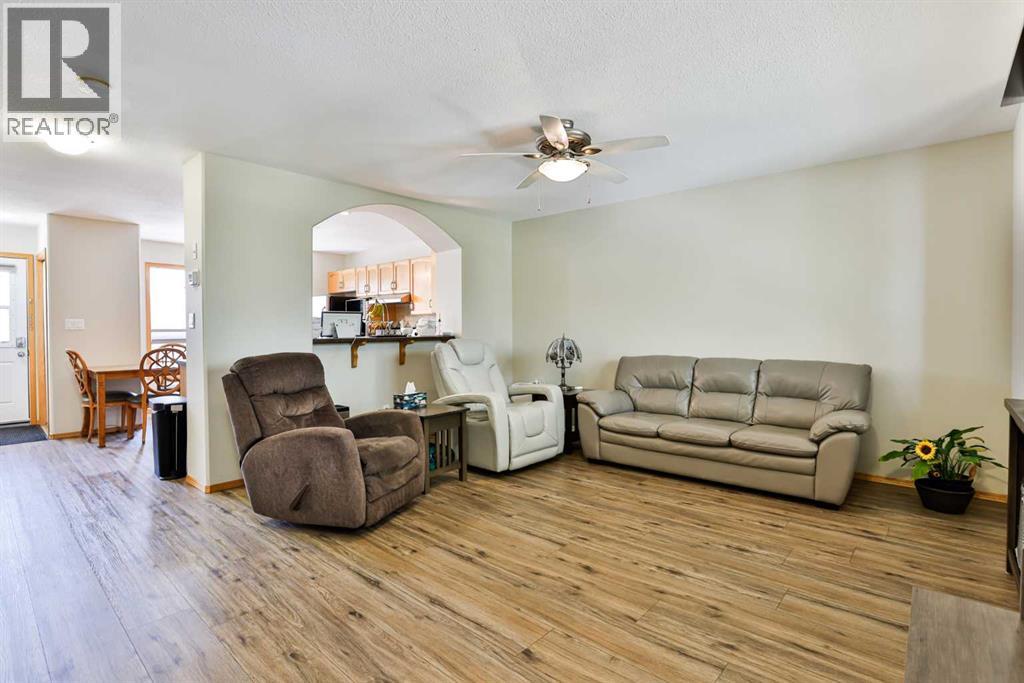 166 Lynx Cove N, Lethbridge, Alberta  T1H 6V5 - Photo 8 - A2311629