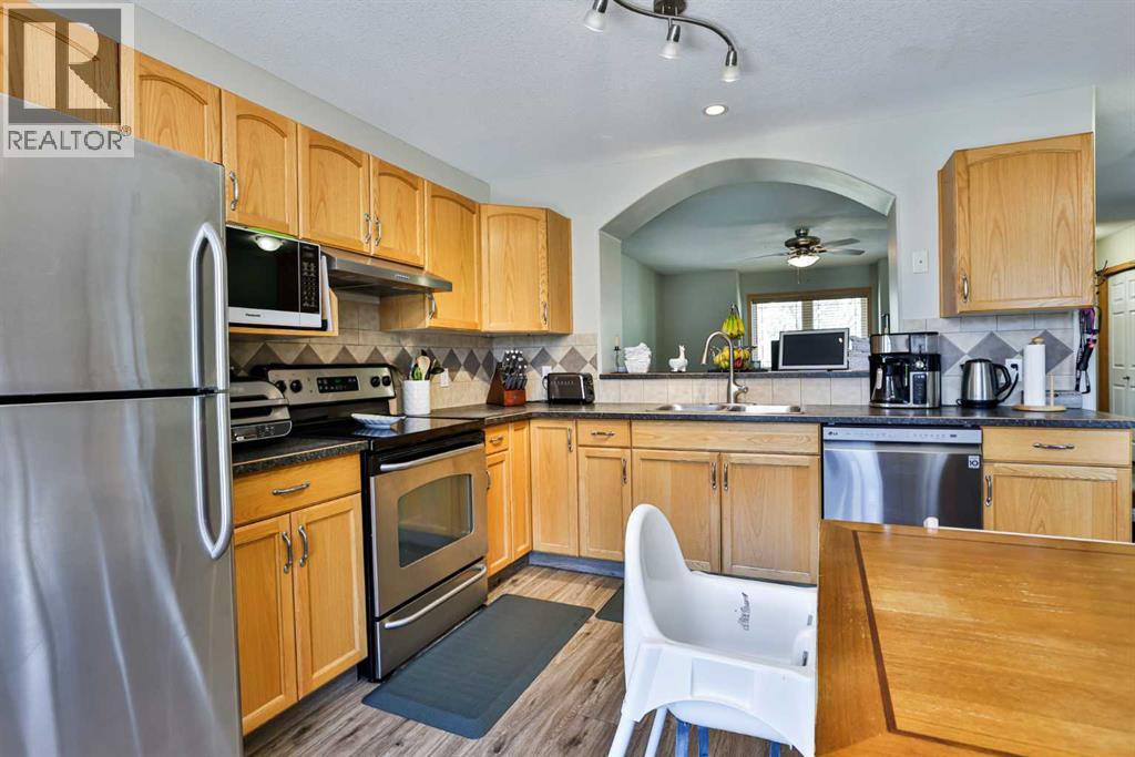 166 Lynx Cove N, Lethbridge, Alberta  T1H 6V5 - Photo 12 - A2311629