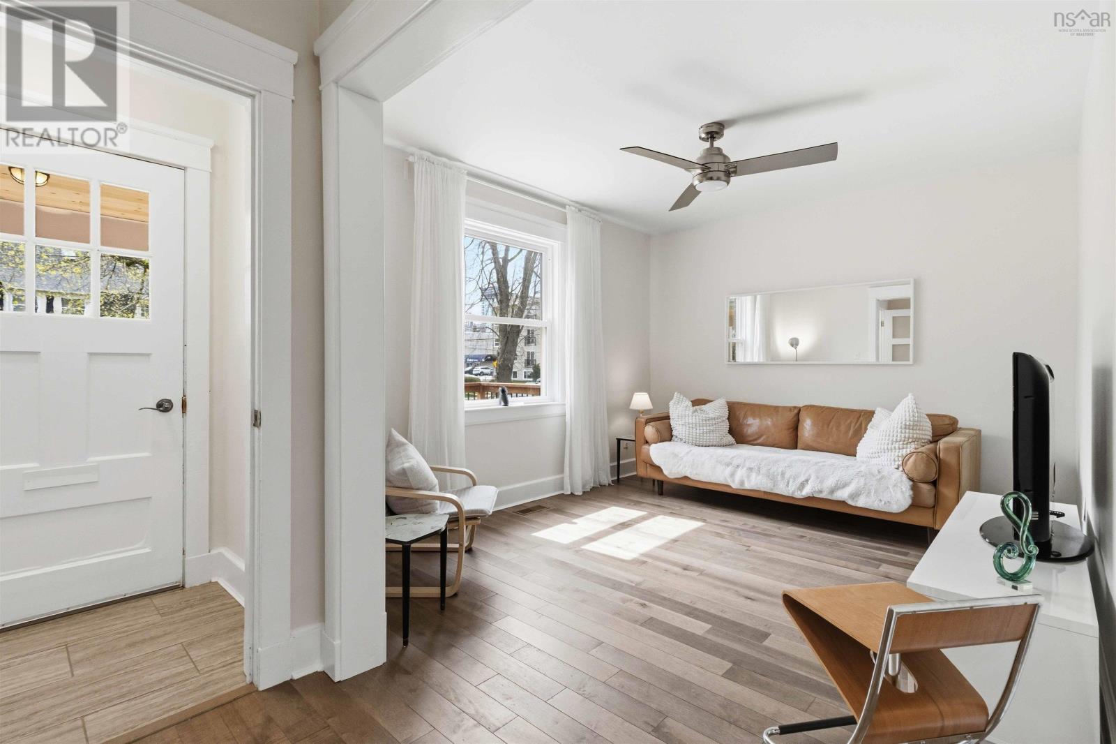 5543 Hennessey Place, Halifax Peninsula, Nova Scotia  B3K 2A7 - Photo 6 - 202611141