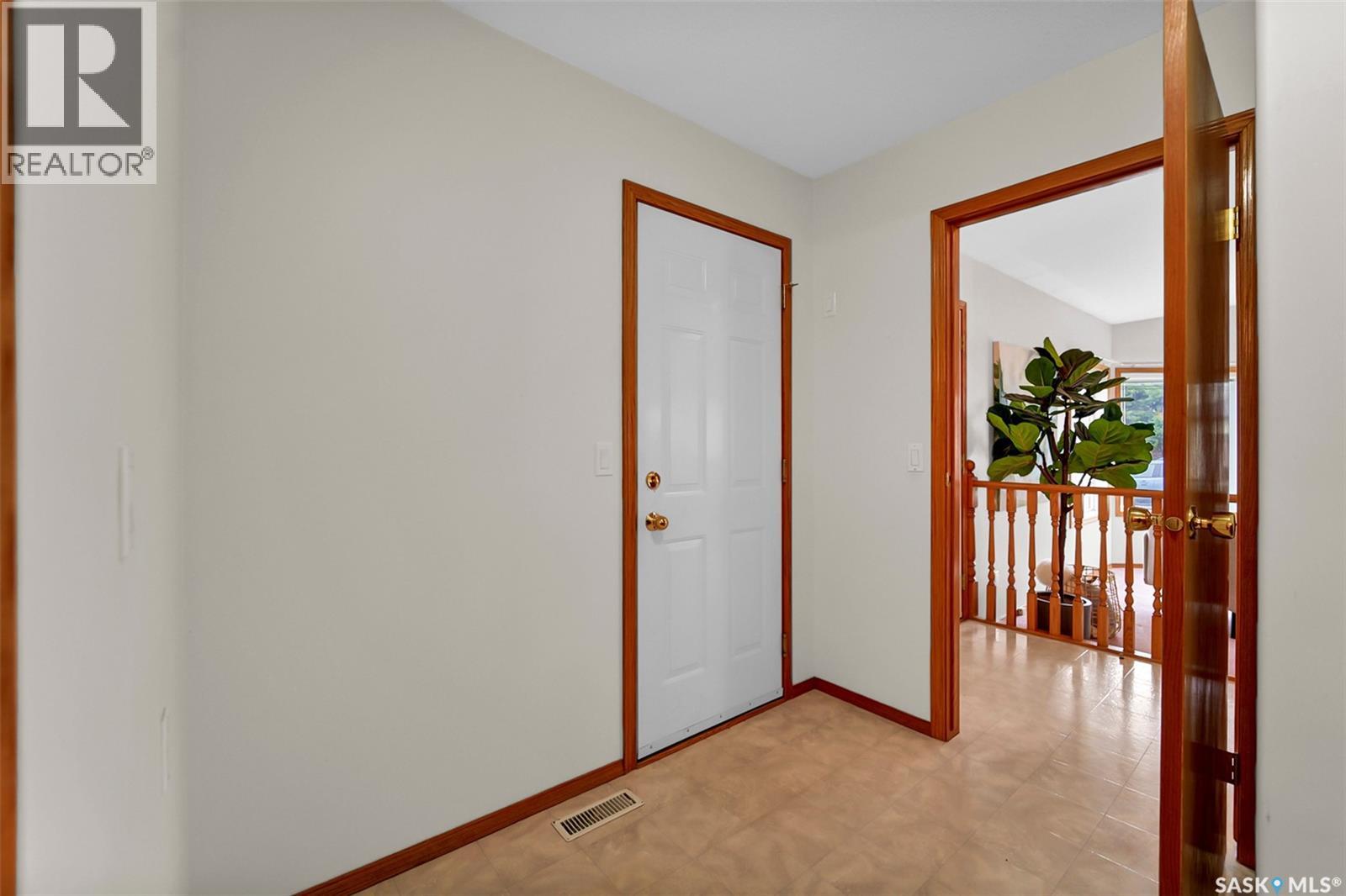 735 Fairbrother Avenue, Saskatoon, Saskatchewan  S7S 1H8 - Photo 32 - SK036294