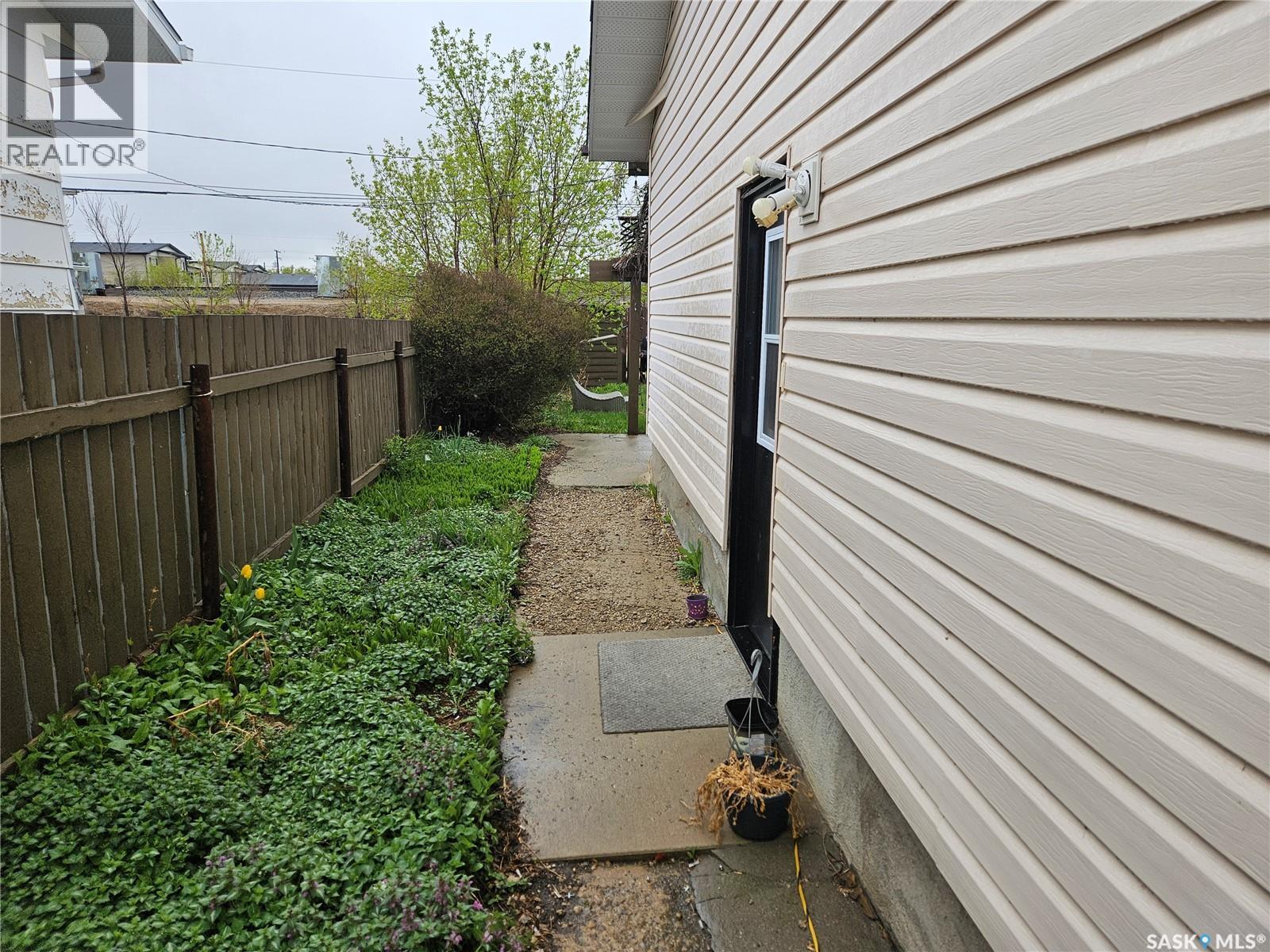 1204 North Railway Street E, Swift Current, Saskatchewan  S9H 1E7 - Photo 25 - SK036283
