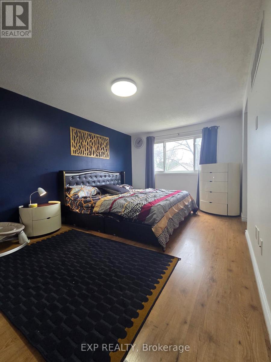 Main - 3082 Cantelon Crescent, Mississauga, Ontario  L5N 3J8 - Photo 11 - W13010666