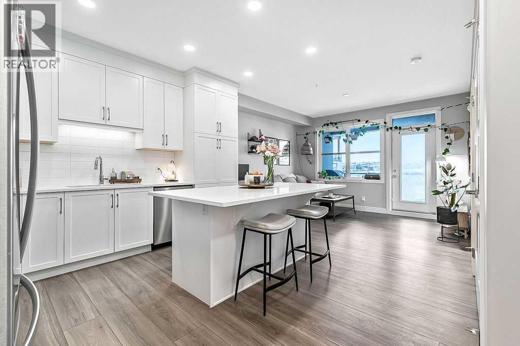 302, 8355 19 Avenue SW, Calgary, Alberta  T3H 6G3 - Photo 5 - A2290159