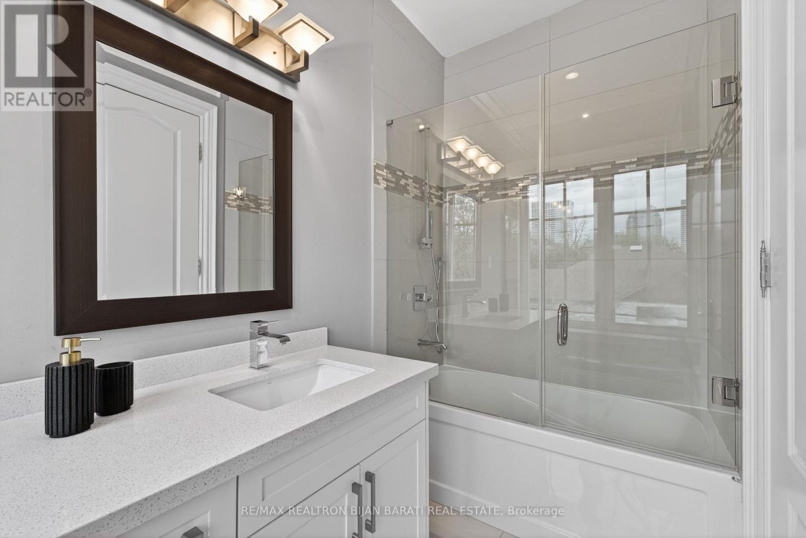 122 Holmes Avenue, Toronto, Ontario  M2N 4M6 - Photo 33 - C13140942