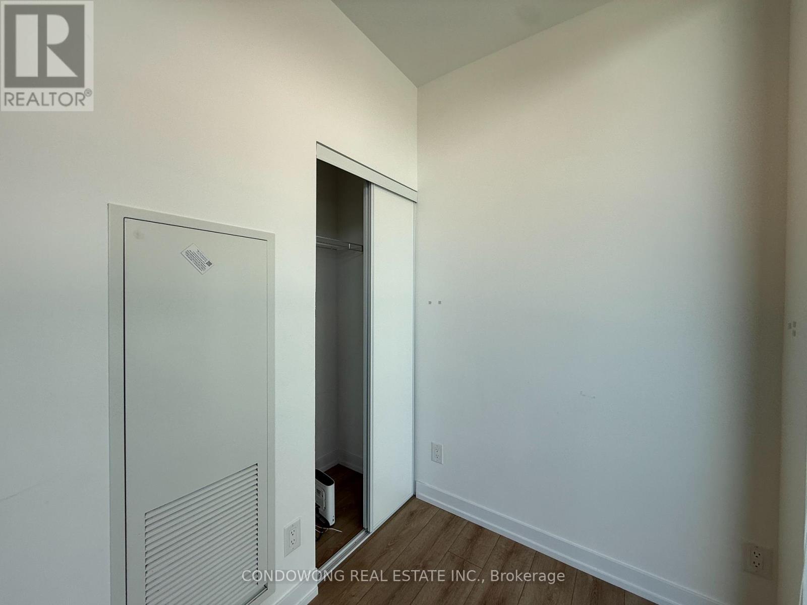 702 - 500 Dupont Street, Toronto, Ontario  M6G 0B8 - Photo 5 - C13140954