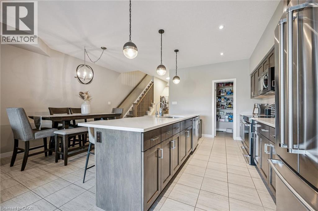 907 Robert Ferrie Drive, Kitchener, Ontario  N2R 0P2 - Photo 10 - 40831016