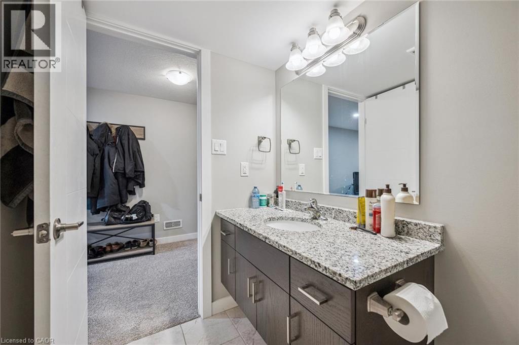 907 Robert Ferrie Drive, Kitchener, Ontario  N2R 0P2 - Photo 32 - 40831016