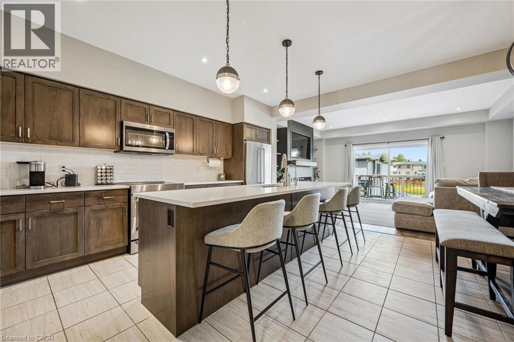 907 Robert Ferrie Drive, Kitchener, Ontario  N2R 0P2 - Photo 7 - 40831016