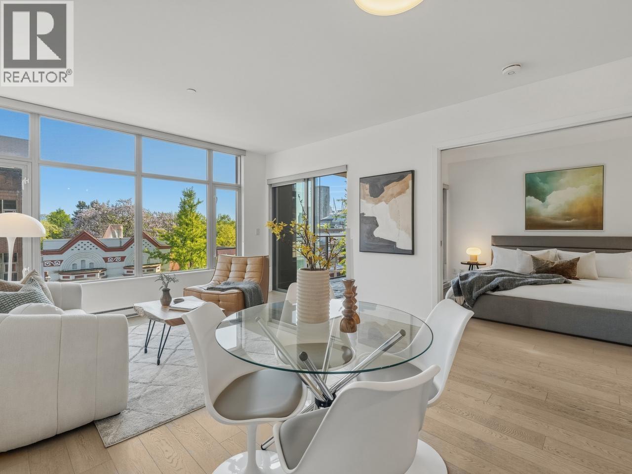 403 71 E PENDER STREET, Vancouver, British Columbia