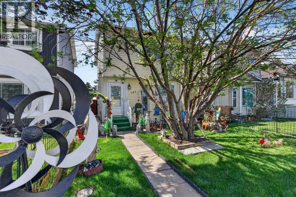 147 Martindale Drive NE, Calgary, Alberta  T3J 3G5 - Photo 2 - A2310694