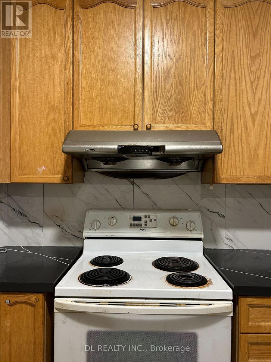 Basement - 306 Cook Rd Road, Toronto, Ontario  M3J 0C2 - Photo 5 - W13140918