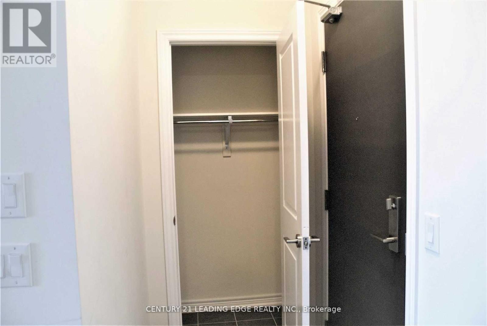 305 - 2375 Bronte Road W, Oakville, Ontario  L6M 1P5 - Photo 23 - W13140930