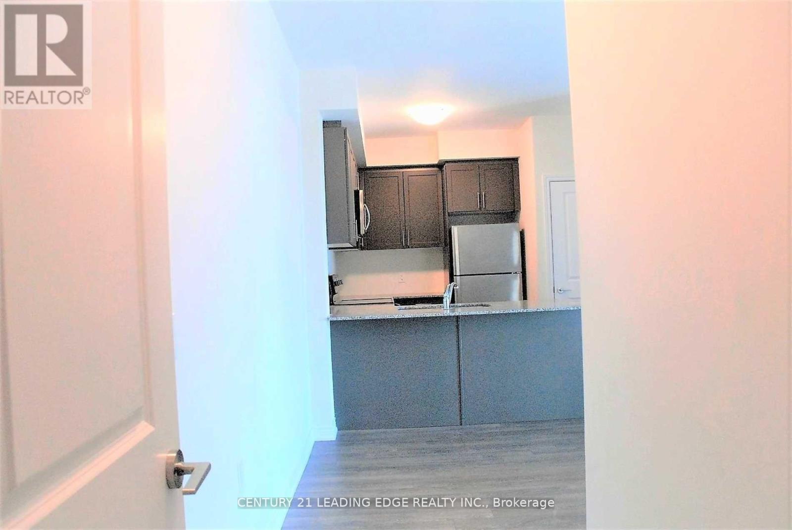 305 - 2375 Bronte Road W, Oakville, Ontario  L6M 1P5 - Photo 3 - W13140930