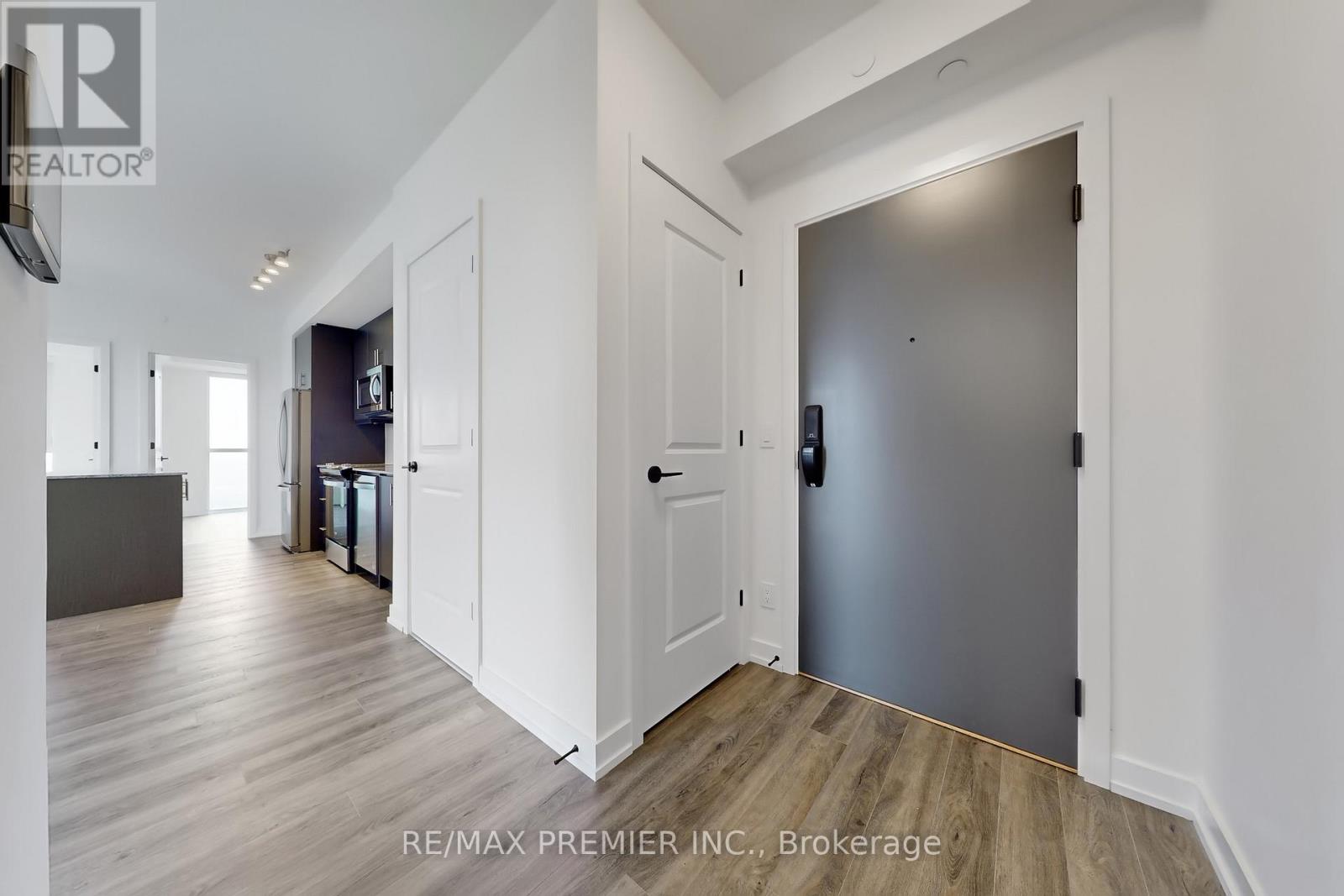 1603 - 335 Wheat Boom Drive, Oakville, Ontario  L6H 7Y1 - Photo 7 - W13140944