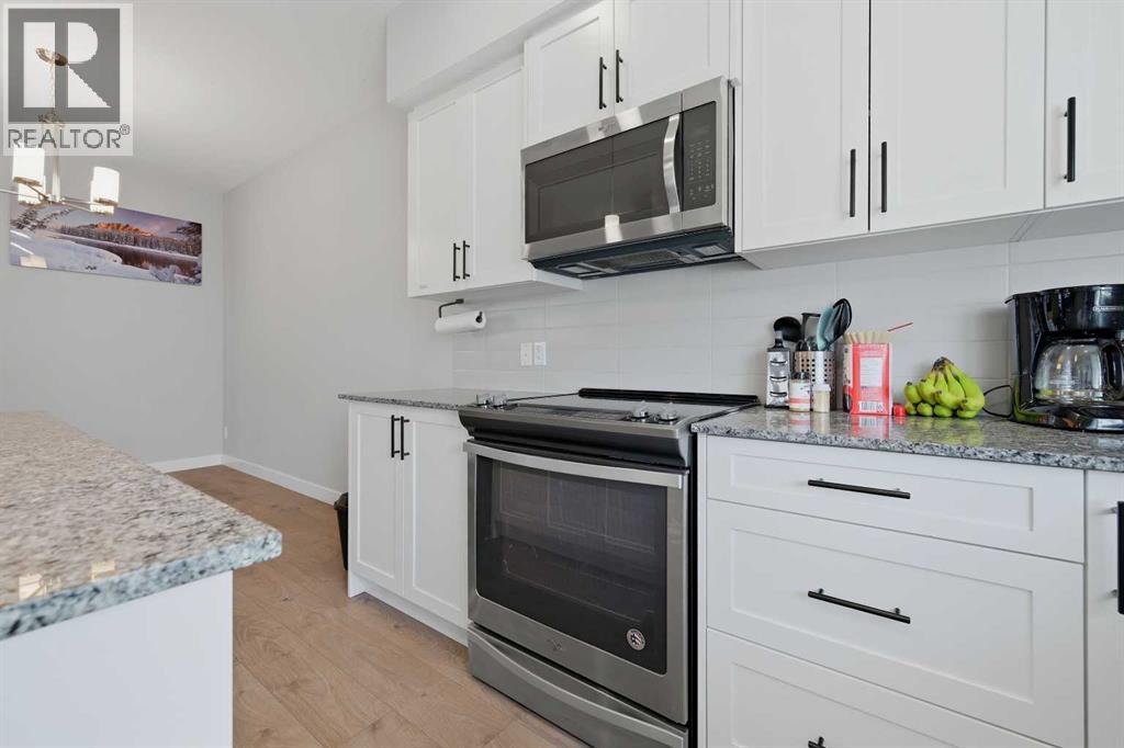 341 Midtown Gate SW, Airdrie, Alberta  T4B 4C9 - Photo 10 - A2311538