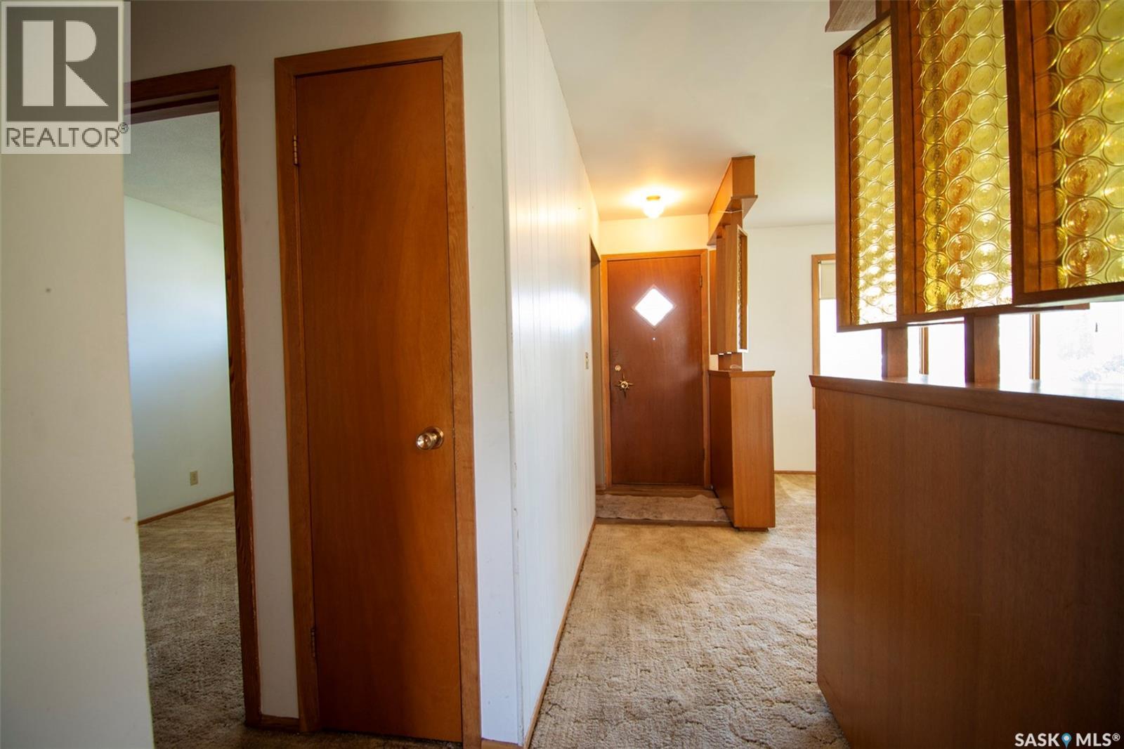 14 Woodward Avenue, Regina, Saskatchewan  S4R 3H1 - Photo 14 - SK036249