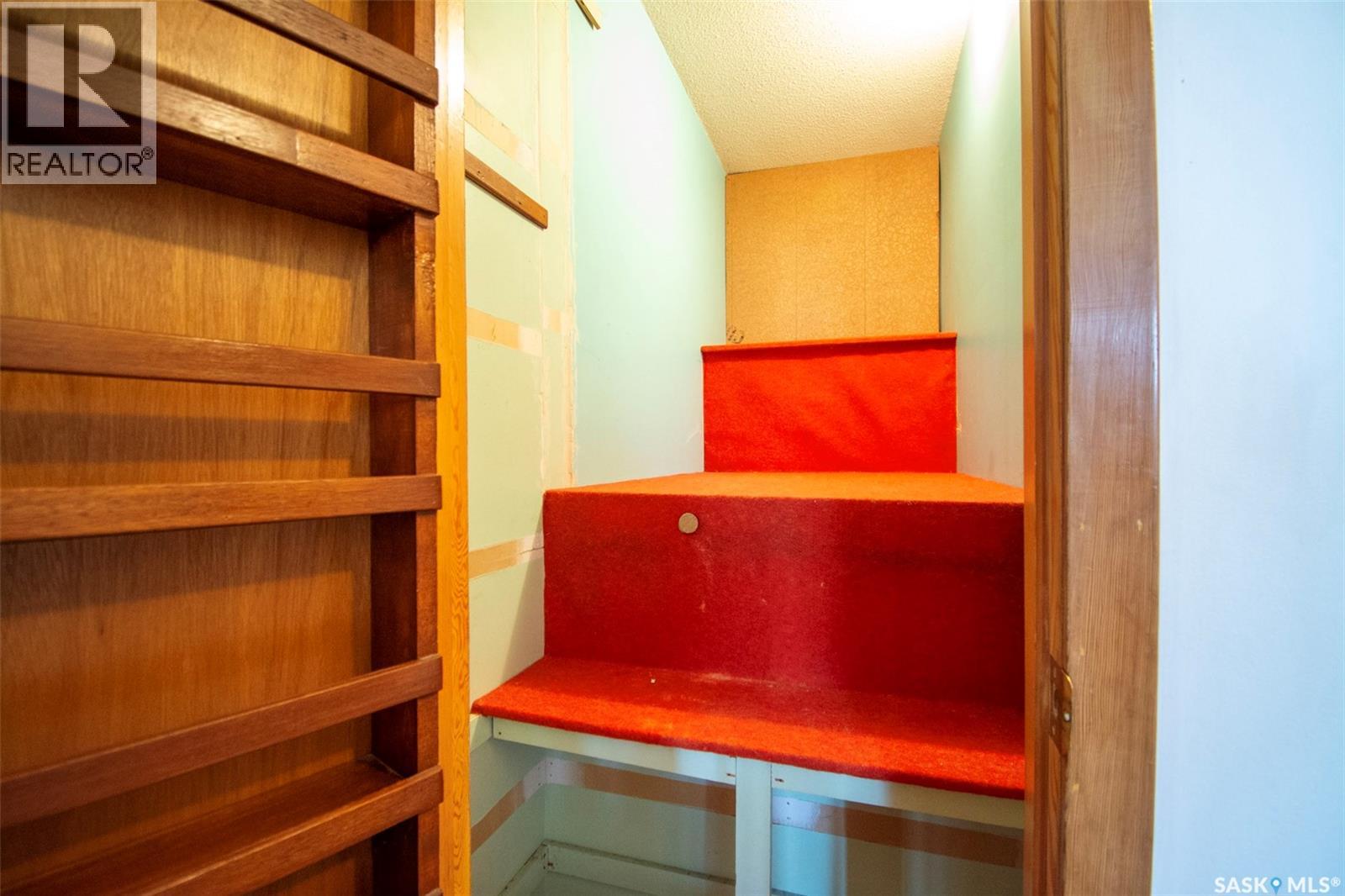 14 Woodward Avenue, Regina, Saskatchewan  S4R 3H1 - Photo 22 - SK036249