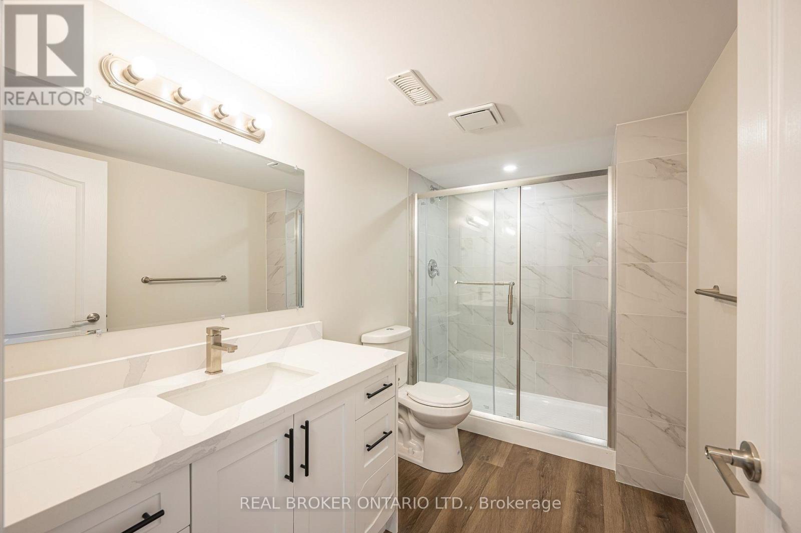 685 Frederick Street, Kitchener, Ontario  N2B 2B3 - Photo 5 - X13140920
