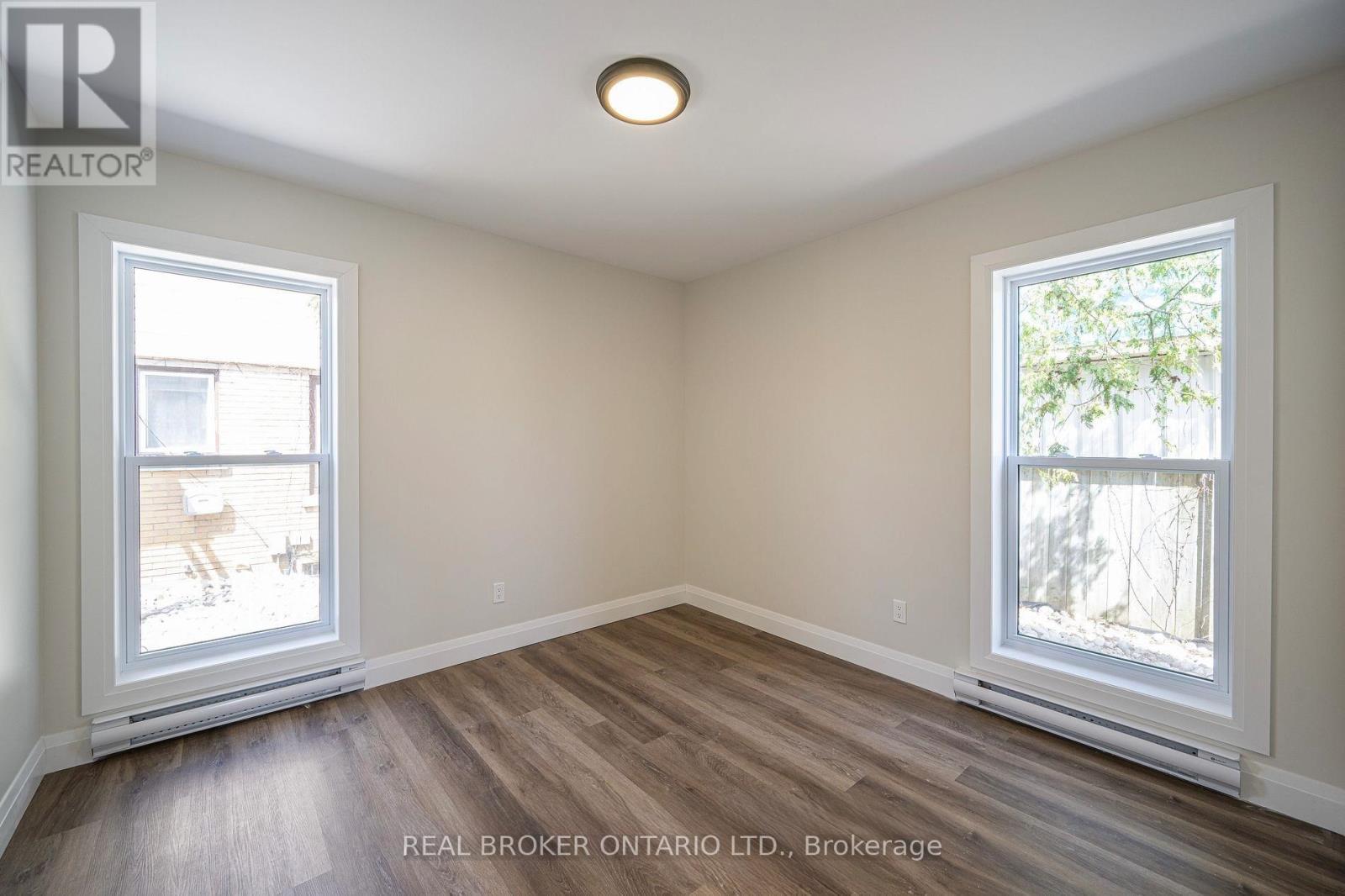 685 Frederick Street, Kitchener, Ontario  N2B 2B3 - Photo 7 - X13140920