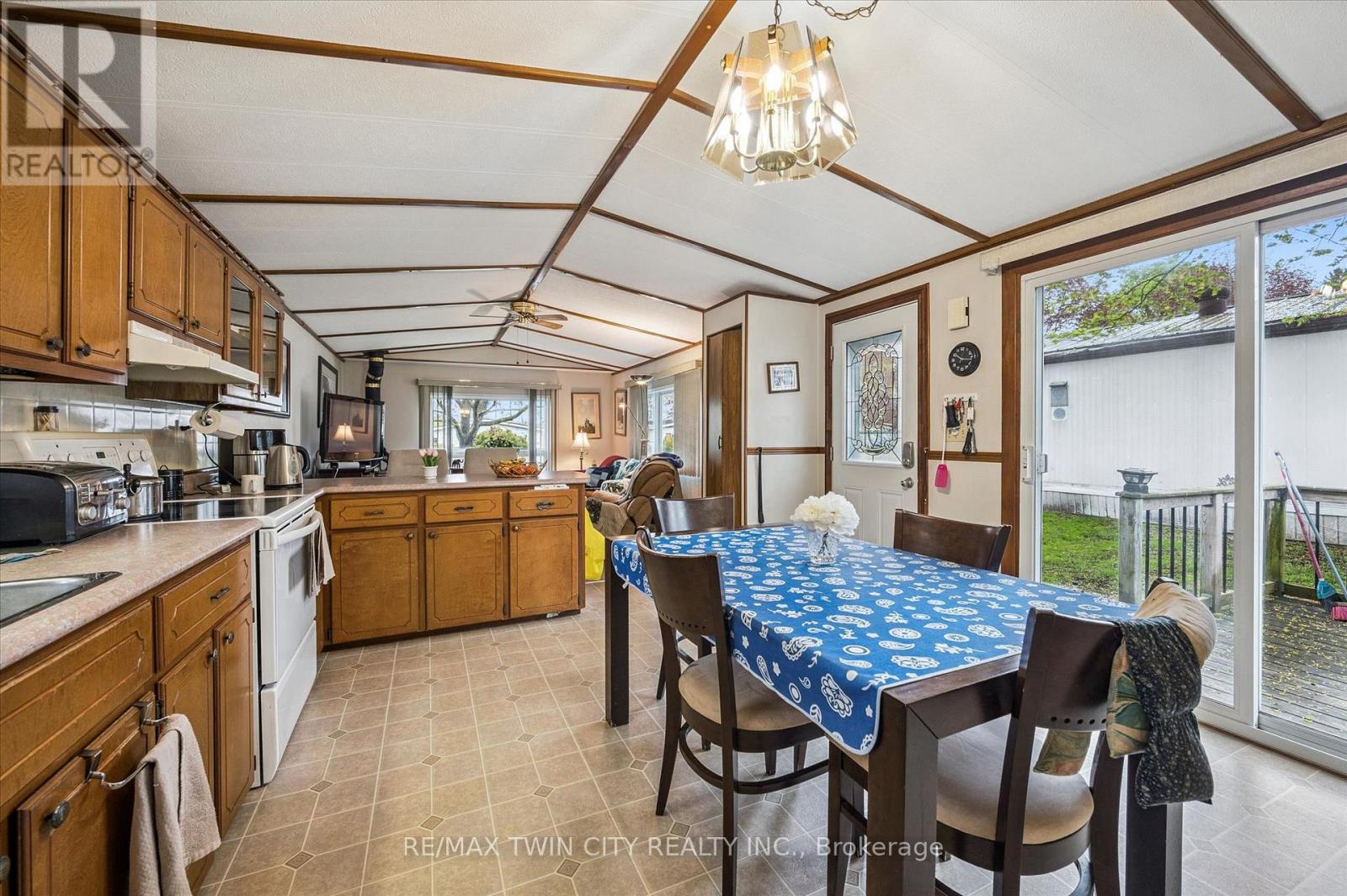 1294 8th Concession Road W, Hamilton, Ontario  N0B 2J0 - Photo 13 - X13140926