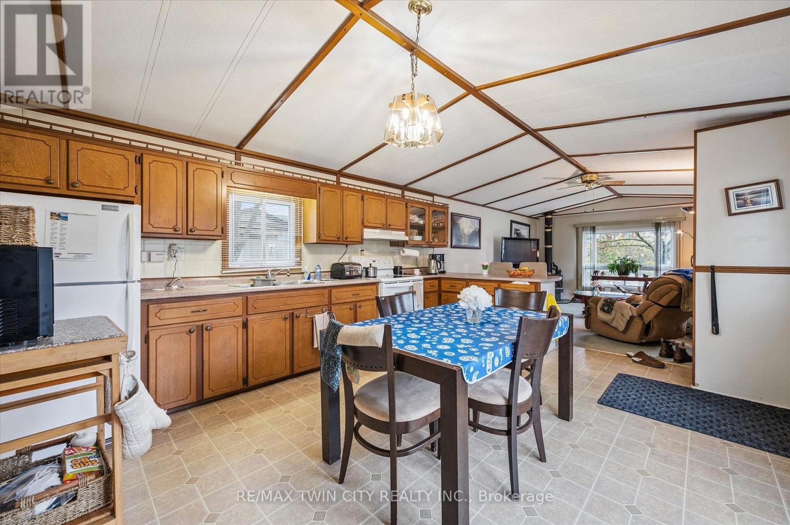 1294 8th Concession Road W, Hamilton, Ontario  N0B 2J0 - Photo 15 - X13140926