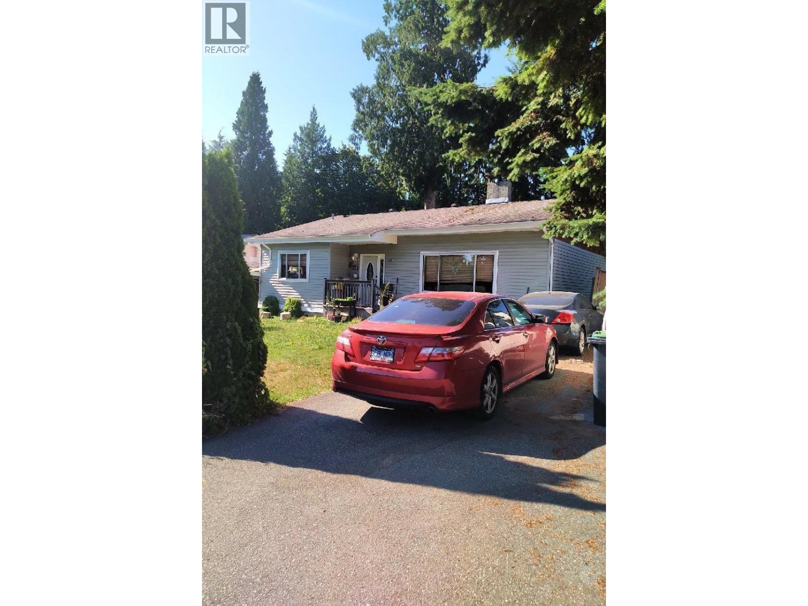 569 THOMPSON AVENUE, Coquitlam, British Columbia