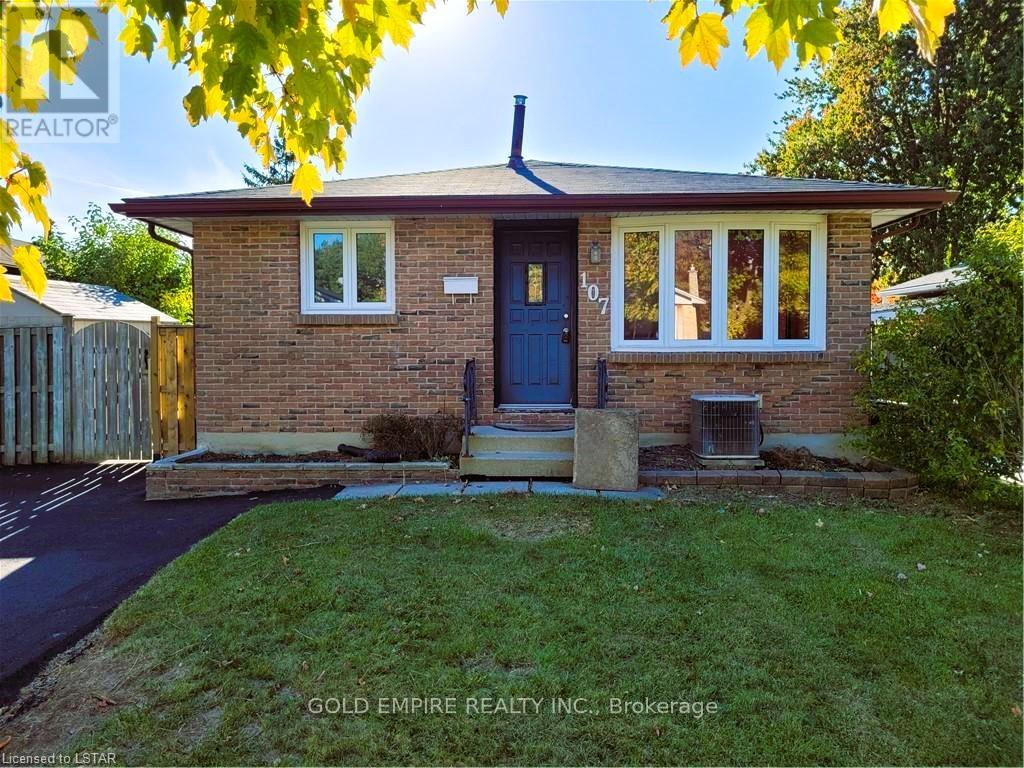 MAIN - 107 HARDING CRESCENT, London South, Ontario