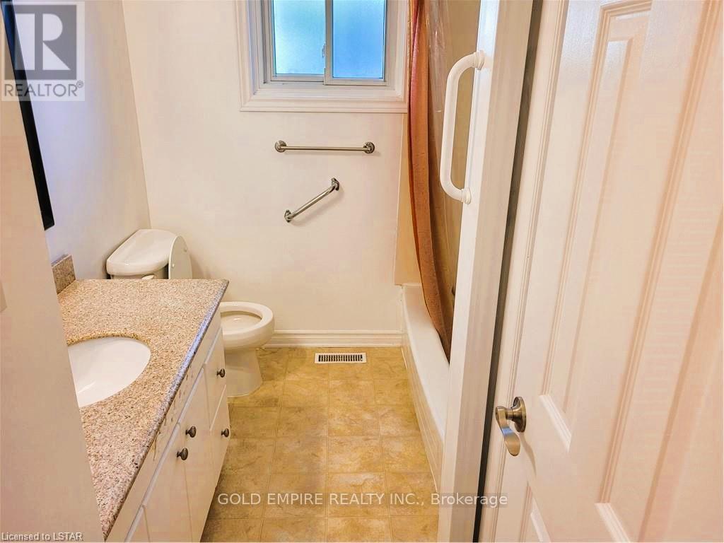 Main - 107 Harding Crescent, London South, Ontario  N6E 1G2 - Photo 12 - X13140970