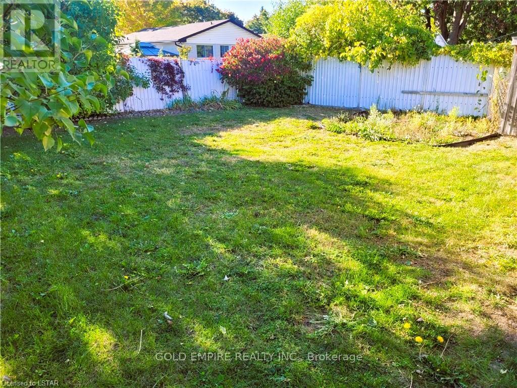 Main - 107 Harding Crescent, London South, Ontario  N6E 1G2 - Photo 26 - X13140970