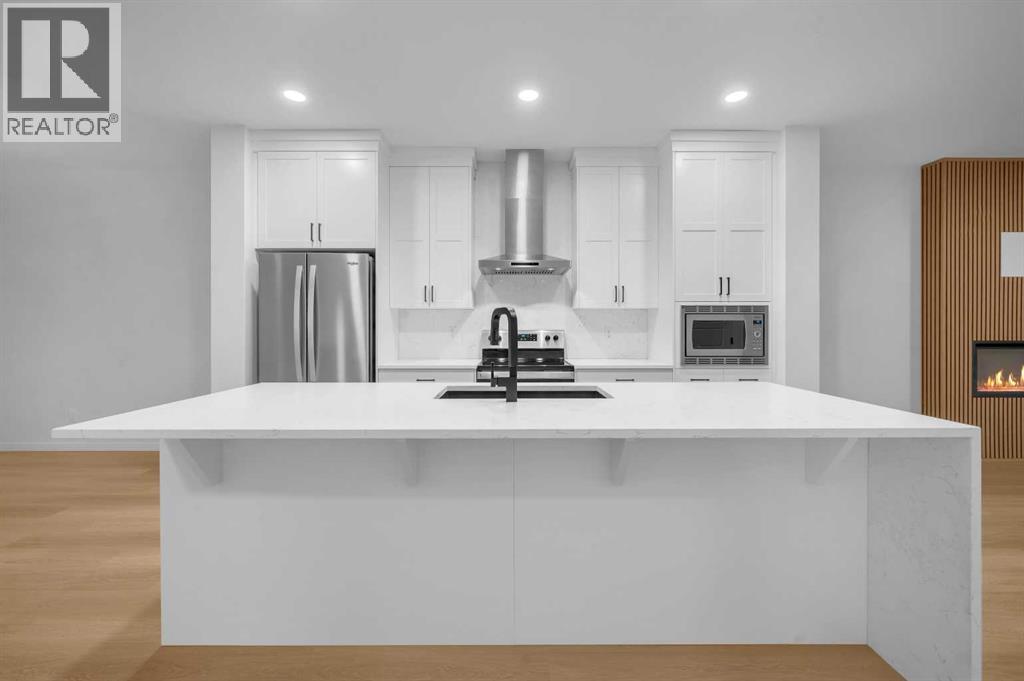 94 Royston Park Nw, Calgary, Alberta T3L 0M4 - Photo 15 - A2274456