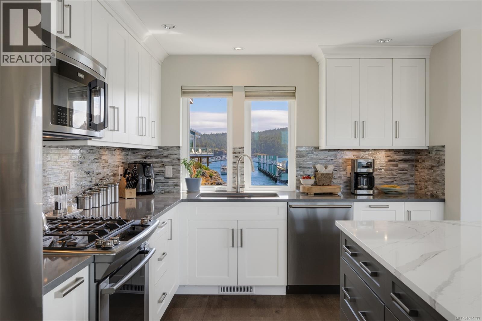 825 Sunset Pt, Sooke, British Columbia  V9Z 1N6 - Photo 15 - 1036877