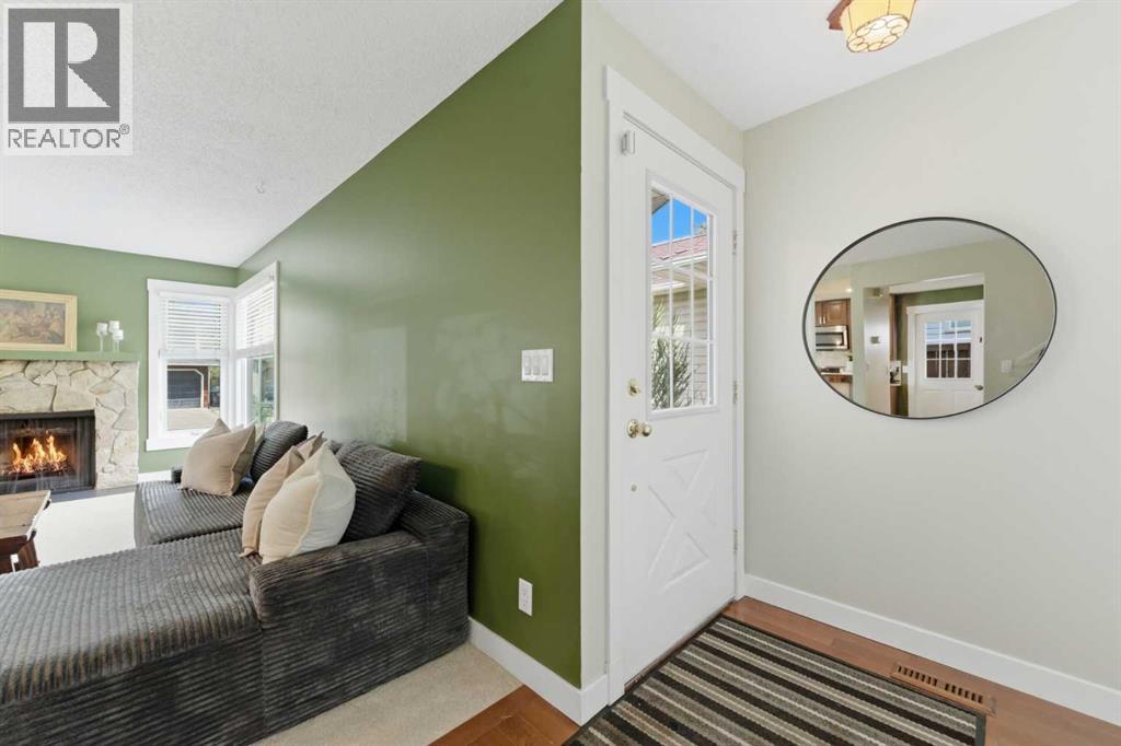 35 Millbank Road SW, Calgary, Alberta  T2Y 2B6 - Photo 3 - A2311078