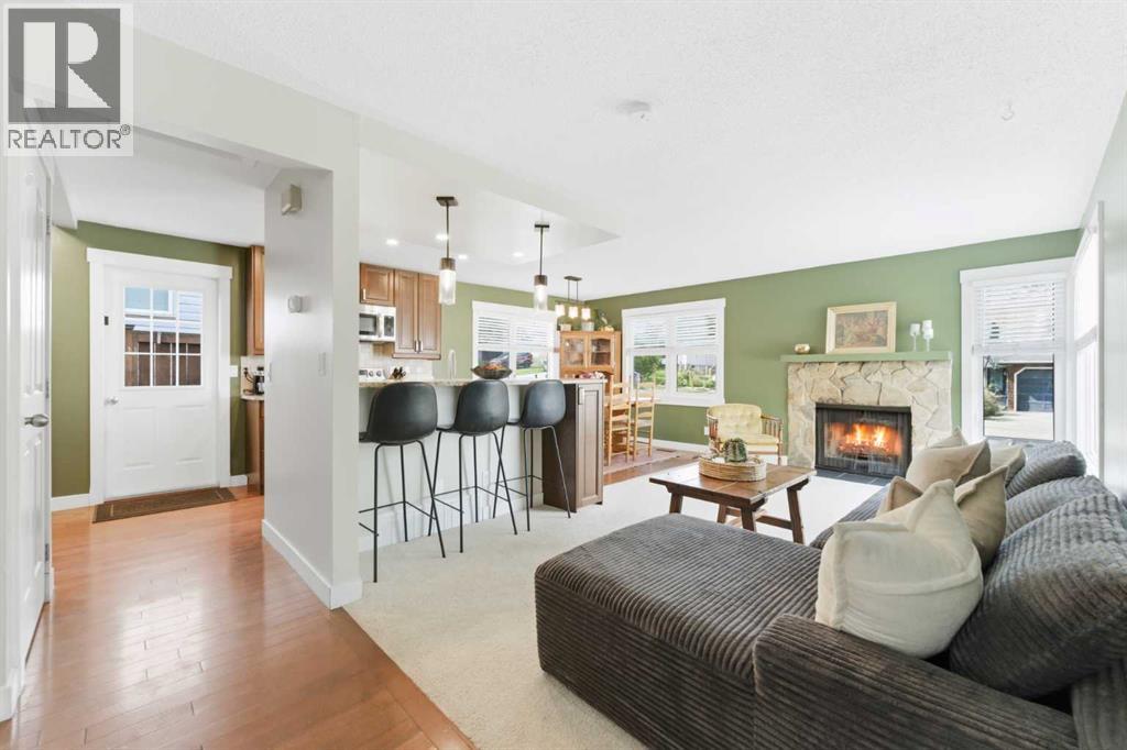 35 Millbank Road SW, Calgary, Alberta  T2Y 2B6 - Photo 5 - A2311078