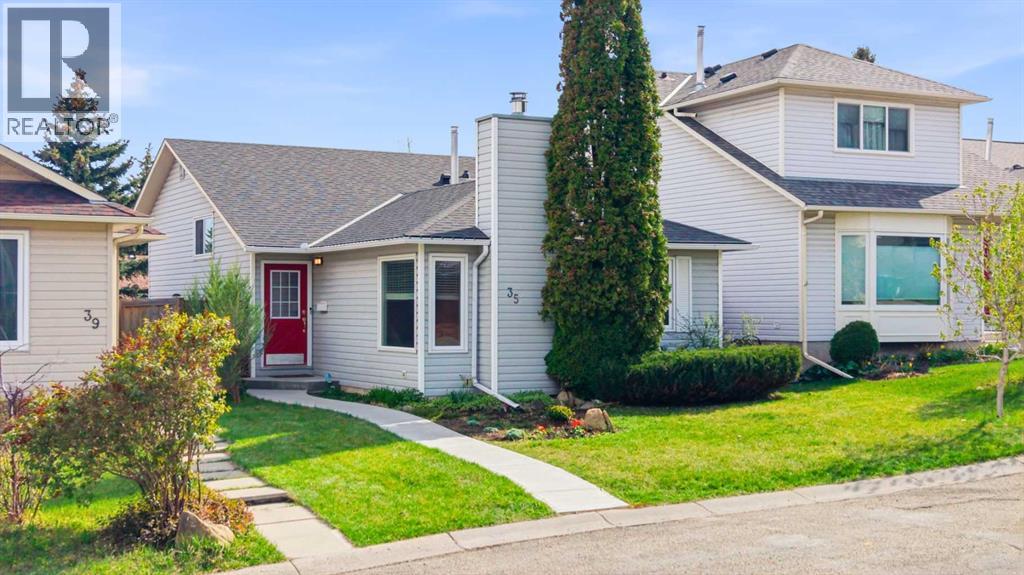 35 Millbank Road SW, Calgary, Alberta  T2Y 2B6 - Photo 1 - A2311078