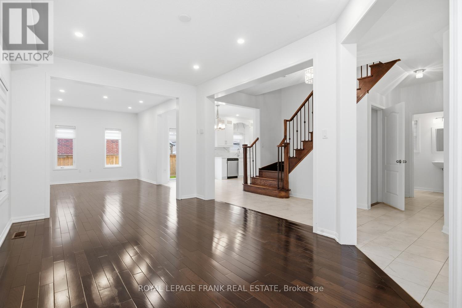 144 Bruce Cameron Drive, Clarington, Ontario  L1C 0W3 - Photo 8 - E13140896