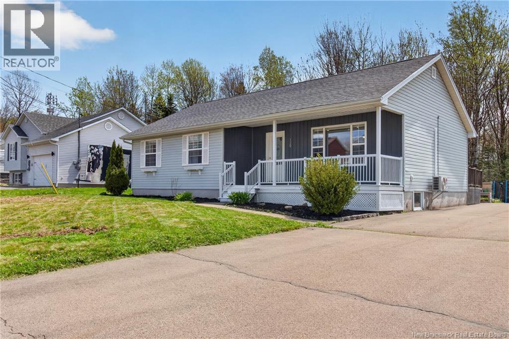 120 Doreen, Dieppe, New Brunswick  E1A 6Y7 - Photo 1 - NB139463