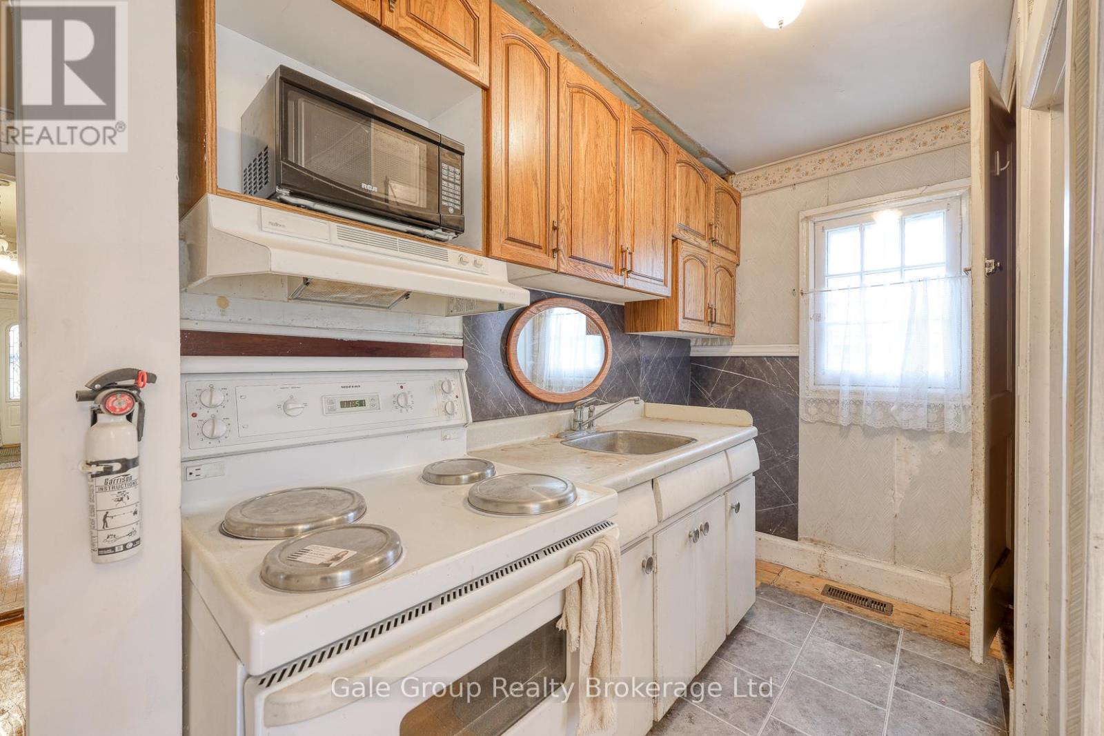 160 Riddell Street, Woodstock, Ontario  N4S 6M8 - Photo 13 - X12943150