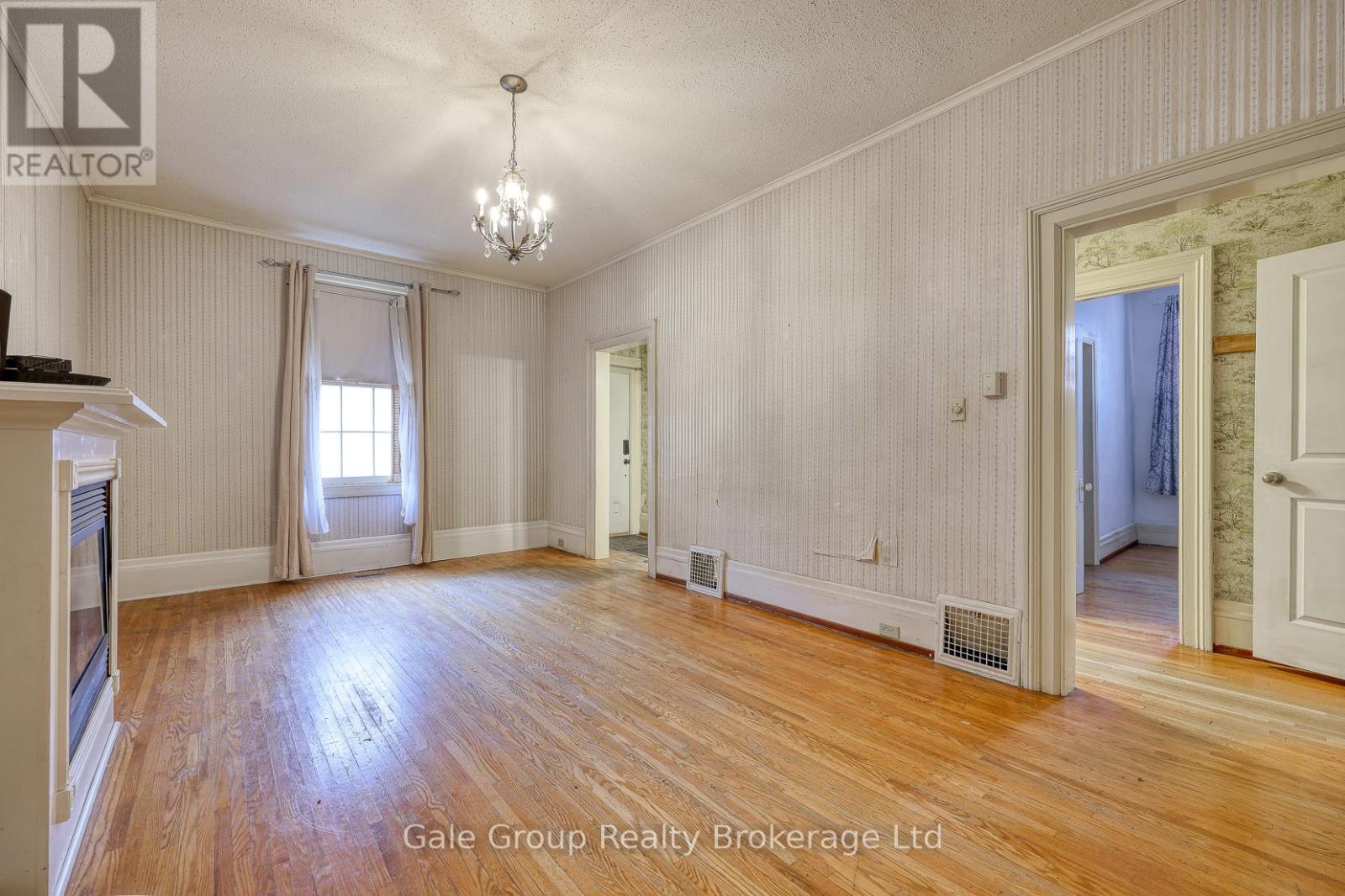 160 Riddell Street, Woodstock, Ontario  N4S 6M8 - Photo 6 - X12943150