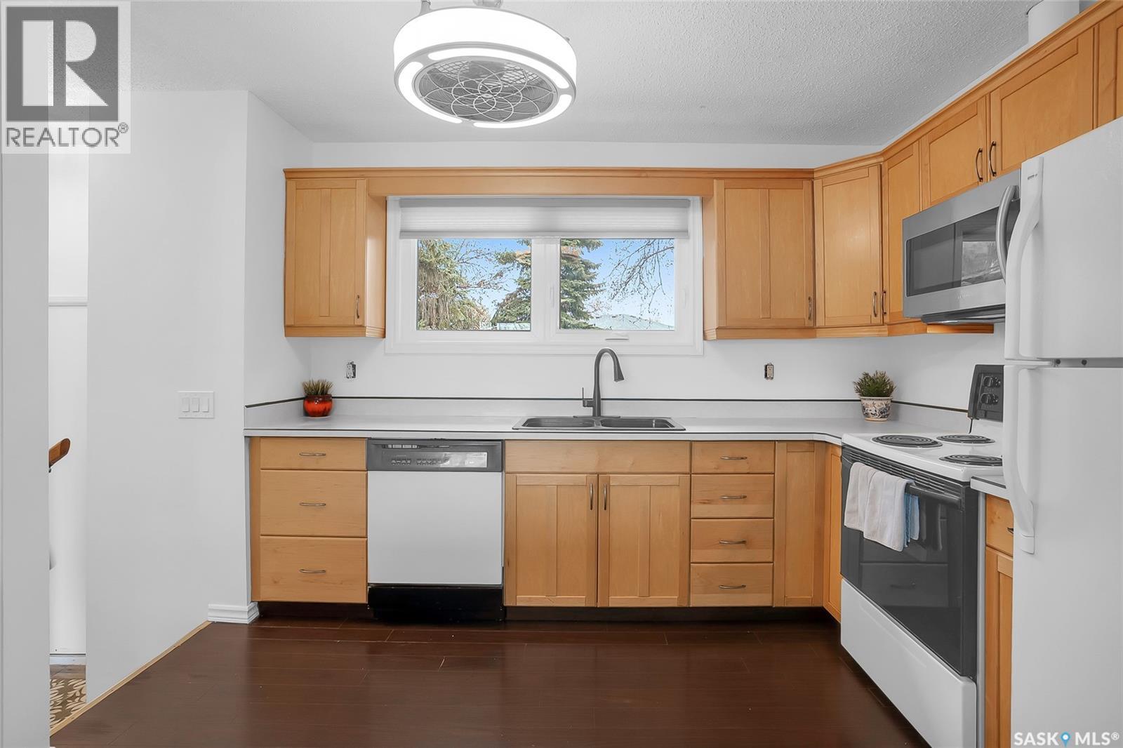 606 Wardlow Road, Saskatoon, Saskatchewan  S7M 4C9 - Photo 8 - SK036300