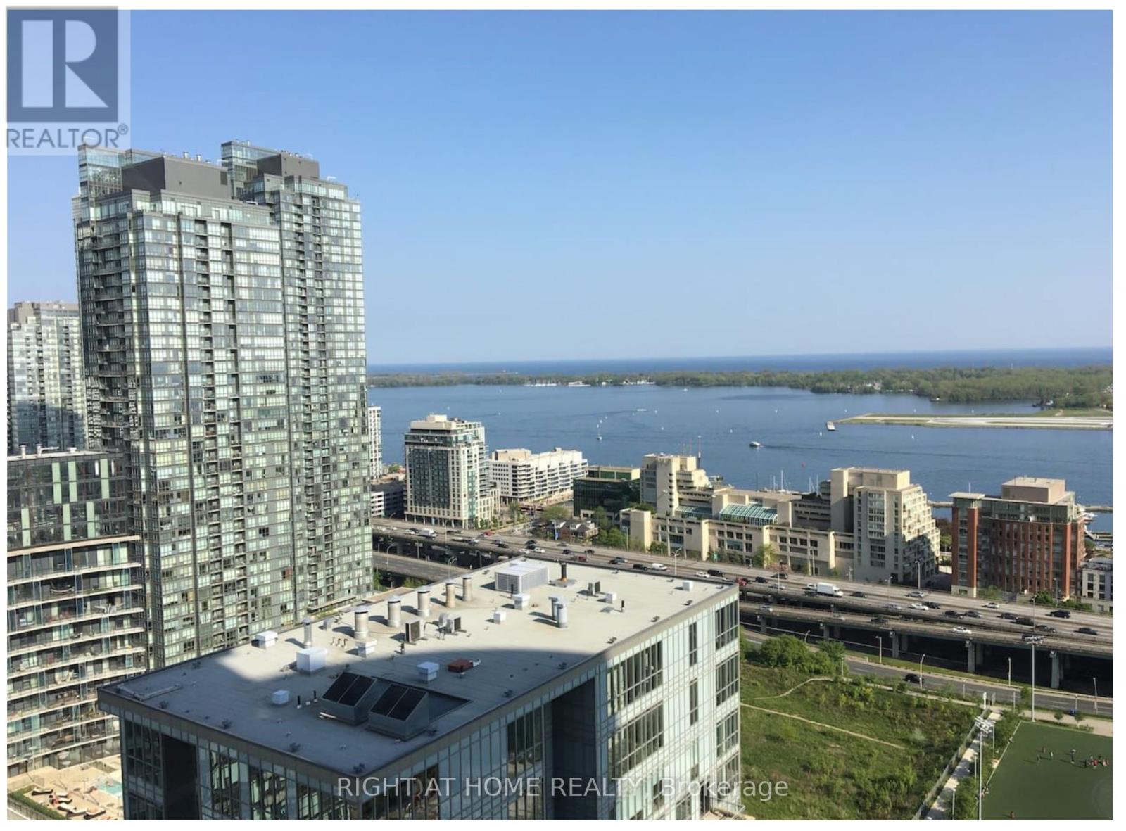 3203 - 15 Iceboat Terrace, Toronto, Ontario  M5V 4A5 - Photo 18 - C13140994