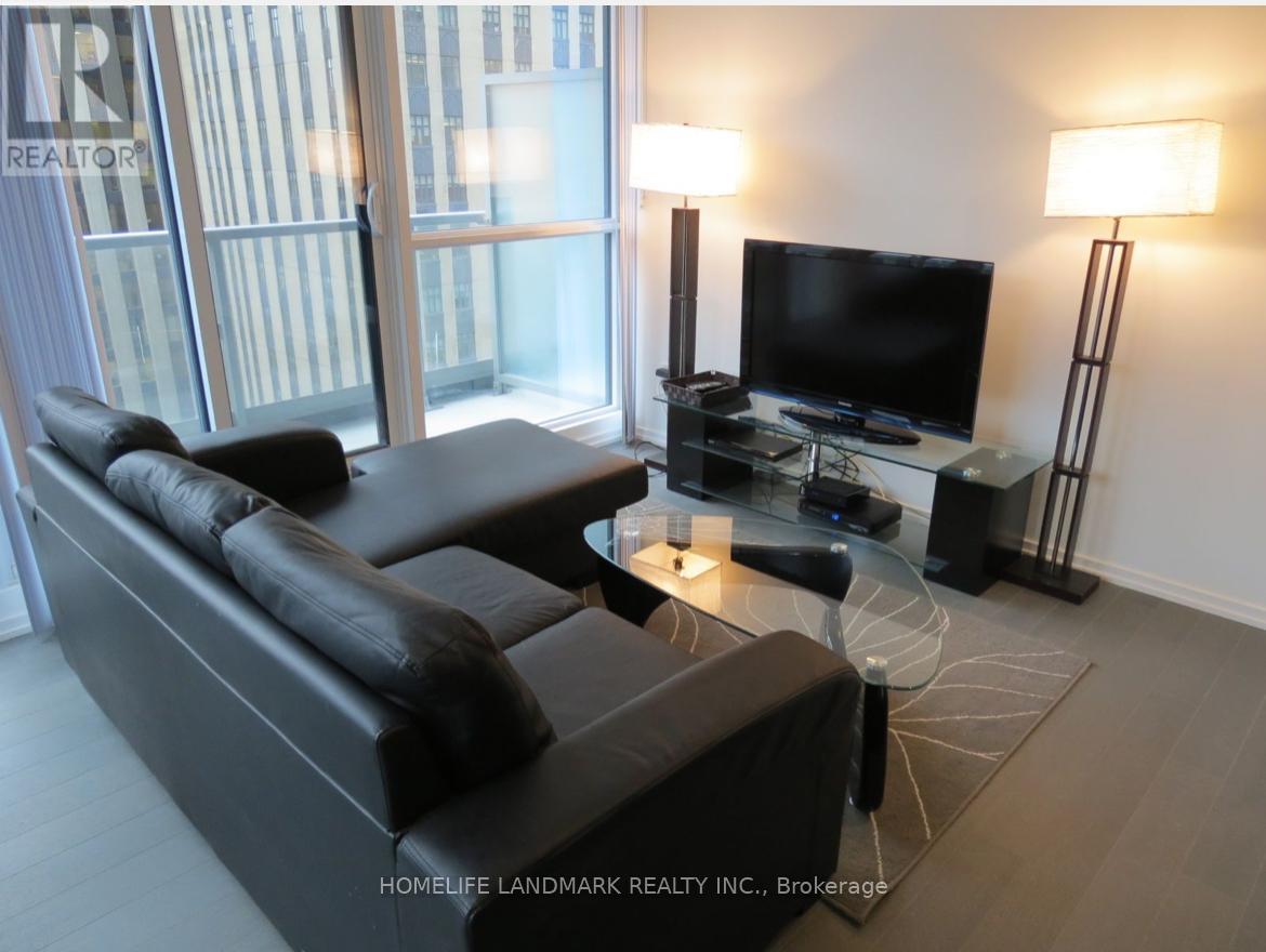 1215 - 70 Temperance Street, Toronto, Ontario  M5H 4E8 - Photo 6 - C13141022
