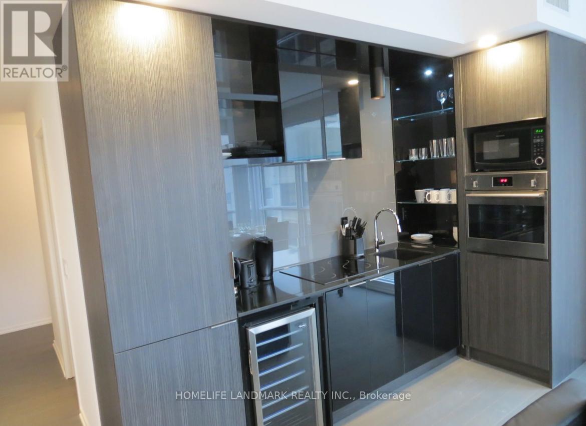 1215 - 70 Temperance Street, Toronto, Ontario  M5H 4E8 - Photo 9 - C13141022