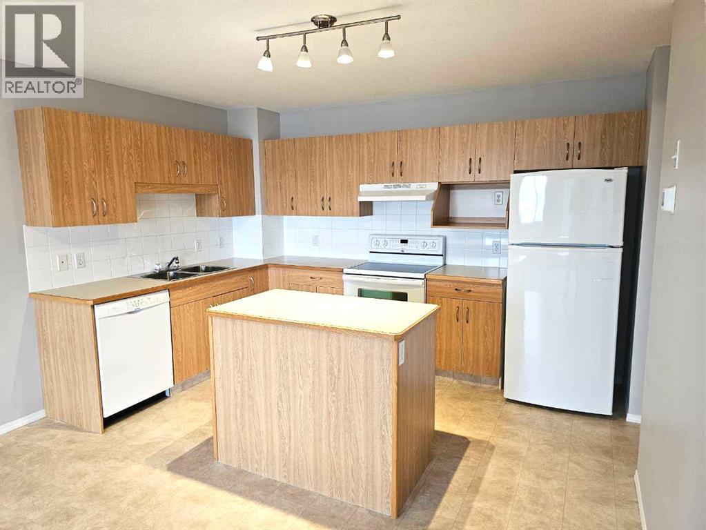 4, 11 Highlands Place W, Lethbridge, Alberta  T1J 4X8 - Photo 11 - A2309689