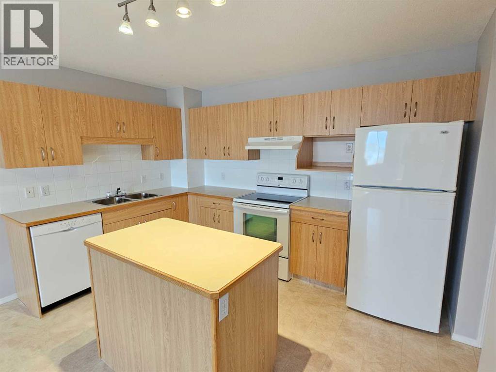 4, 11 Highlands Place W, Lethbridge, Alberta  T1J 4X8 - Photo 12 - A2309689