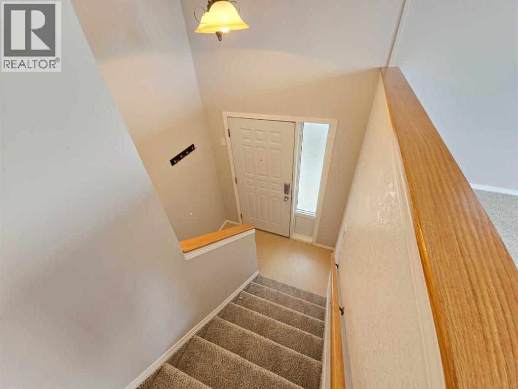 4, 11 Highlands Place W, Lethbridge, Alberta  T1J 4X8 - Photo 15 - A2309689