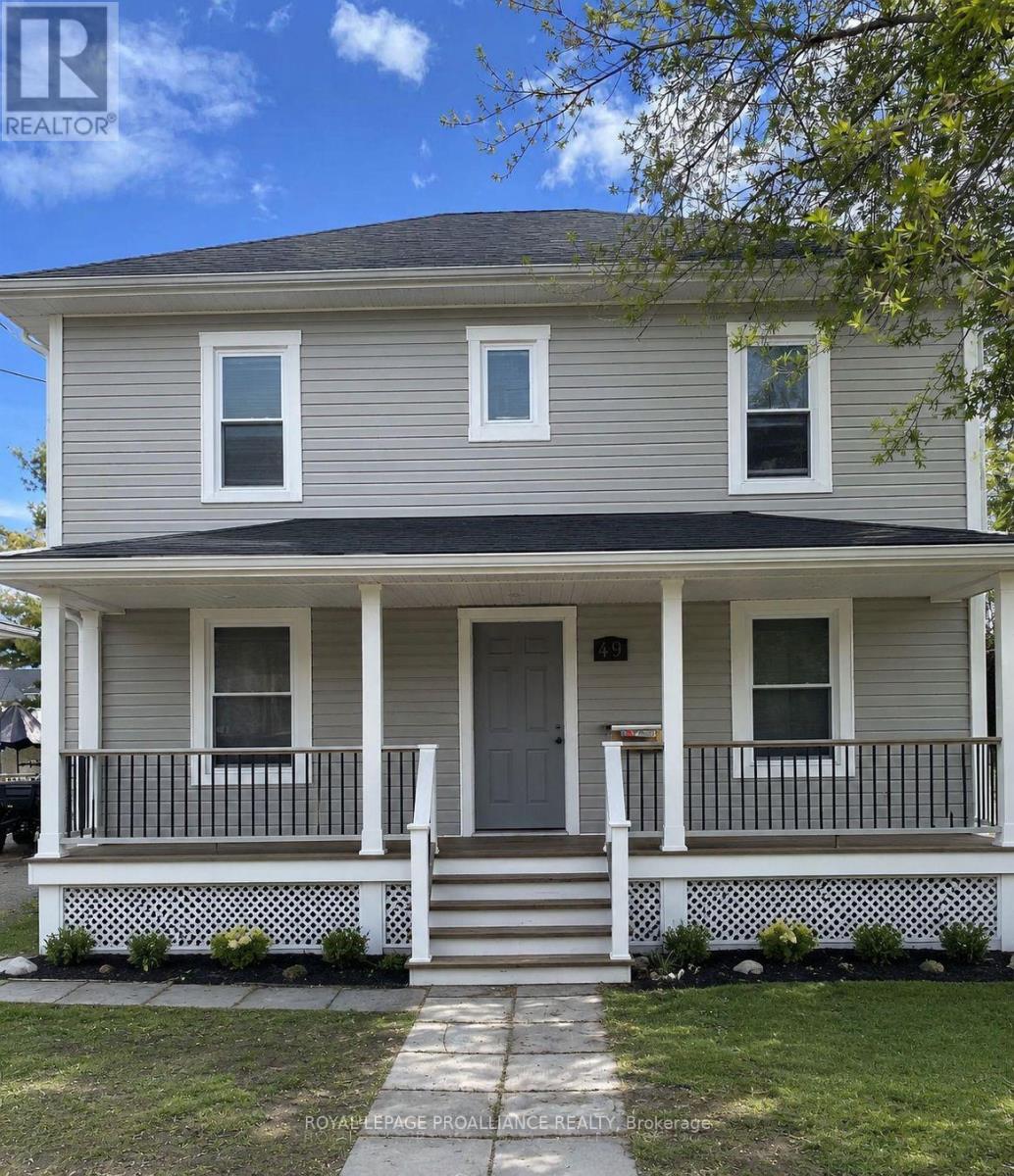 49 Crown Street, Quinte West, Ontario  K8V 1P1 - Photo 2 - X13122428