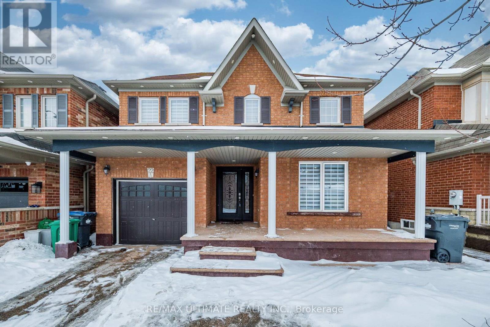 22 BERESFORD CRESCENT, Brampton, Ontario