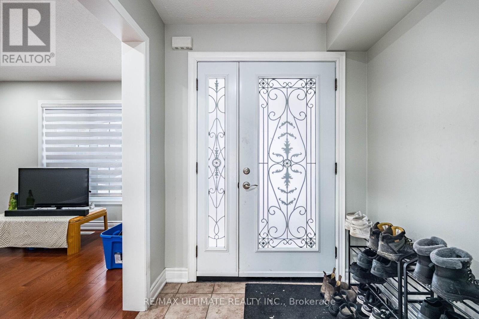 22 Beresford Crescent, Brampton, Ontario  L6P 2M2 - Photo 6 - W13141016